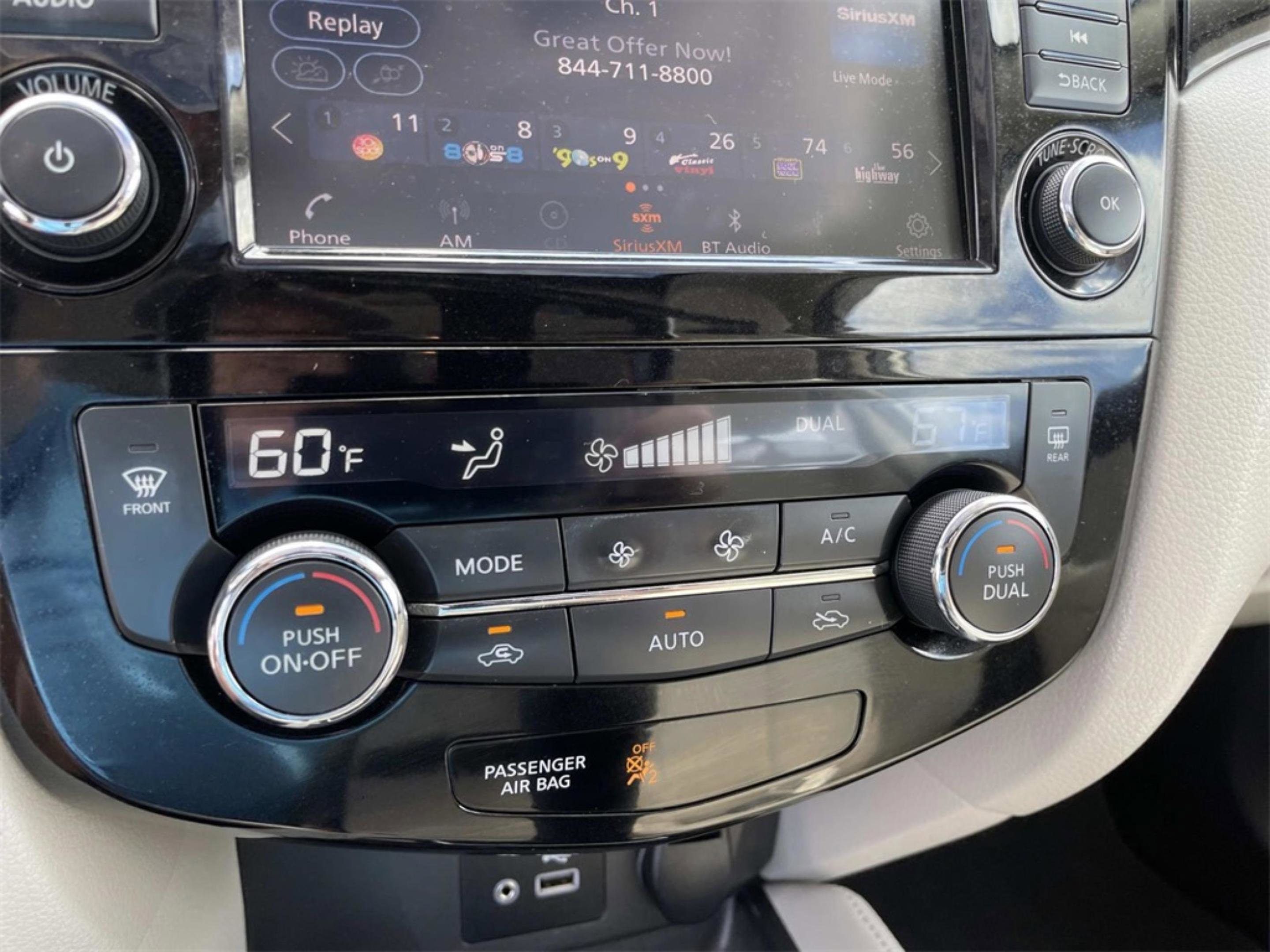 Used 2019 Nissan Rogue Sport SL w/ Premium Package image 22