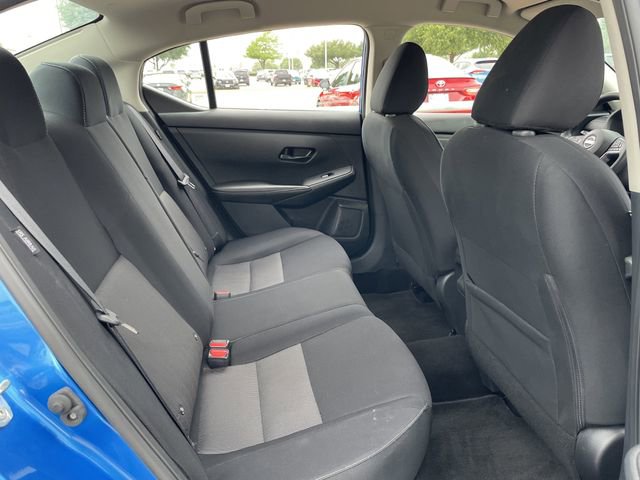 Used 2025 Nissan Sentra SV FWD image 26