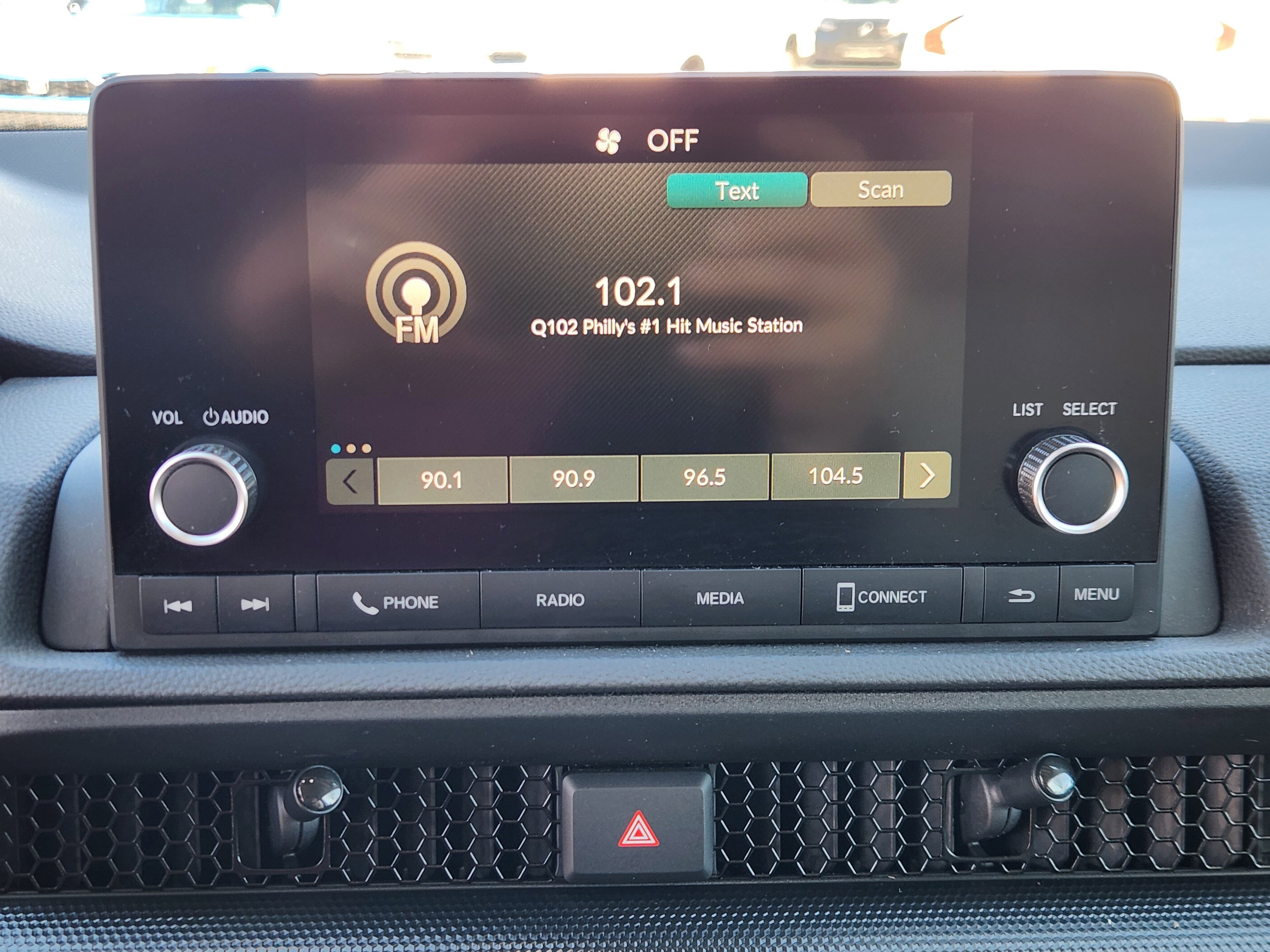 Used 2023 Honda CR-V EX image 11