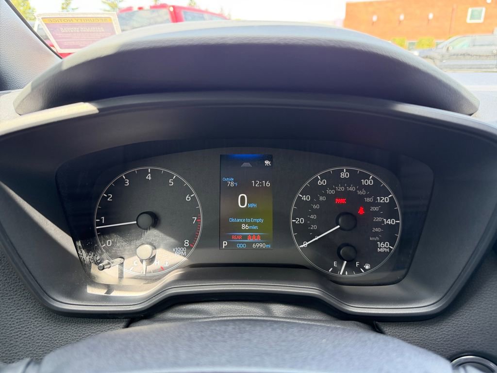 Used 2025 Toyota Corolla SE FWD image 15