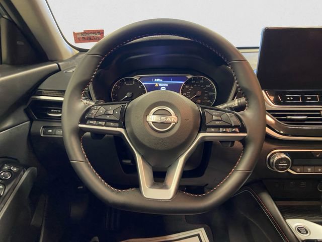 Certified 2025 Nissan Altima 2.5 SR w/ SR Premium Package image 12