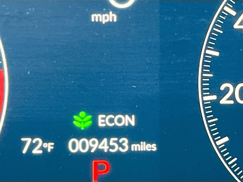 Used 2025 Honda Pilot EX-L image 12