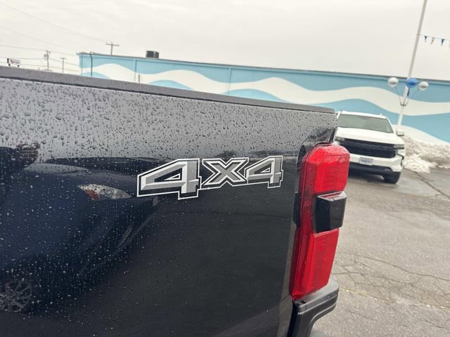 Used 2024 Ford F250 Lariat w/ Black Appearance Package image 13