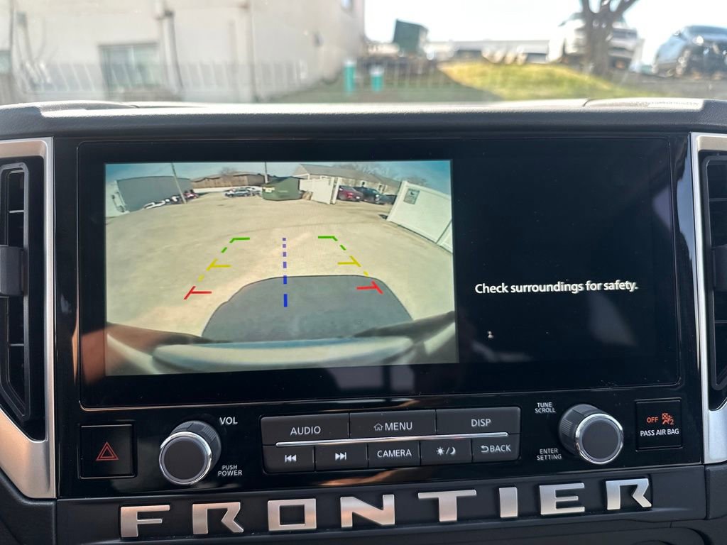 Used 2025 Nissan Frontier SV image 48