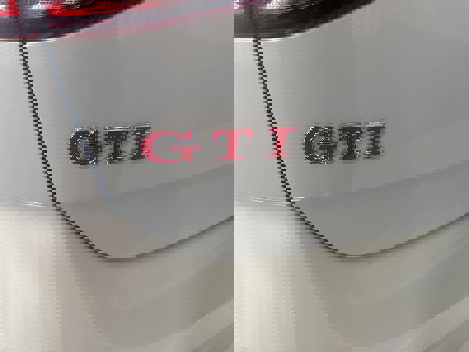 Used 2019 Volkswagen GTI S image 12