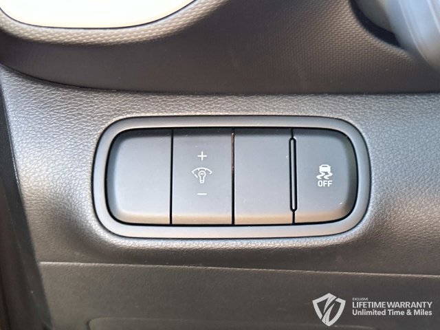New 2026 Hyundai Venue SEL FWD image 27