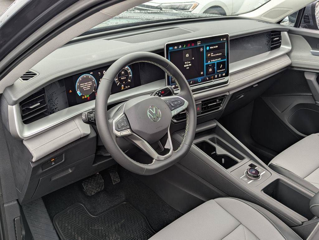 New 2026 Volkswagen Tiguan SE AWD/4WD image 12