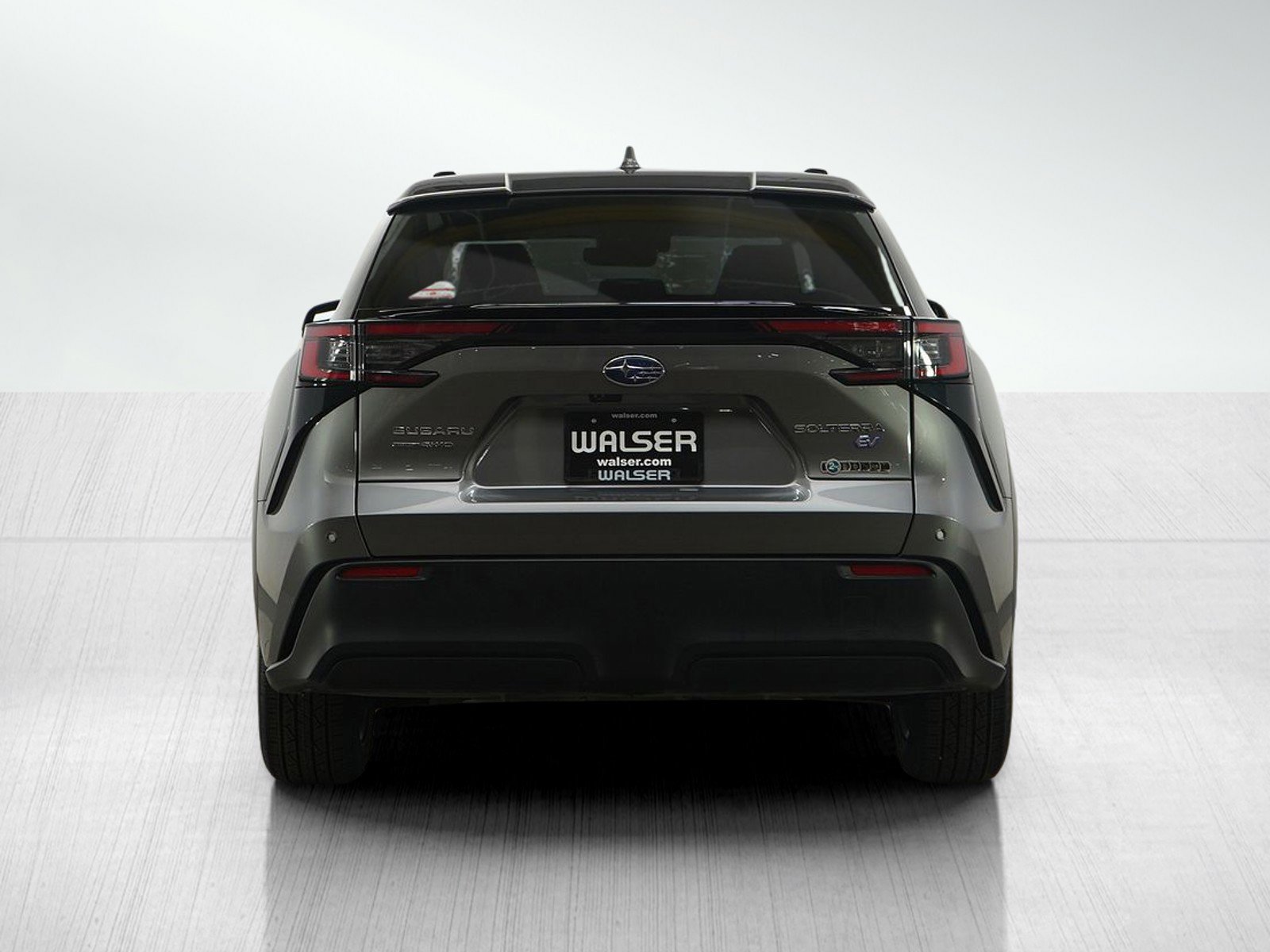 Used 2024 Subaru Solterra Premium image 4