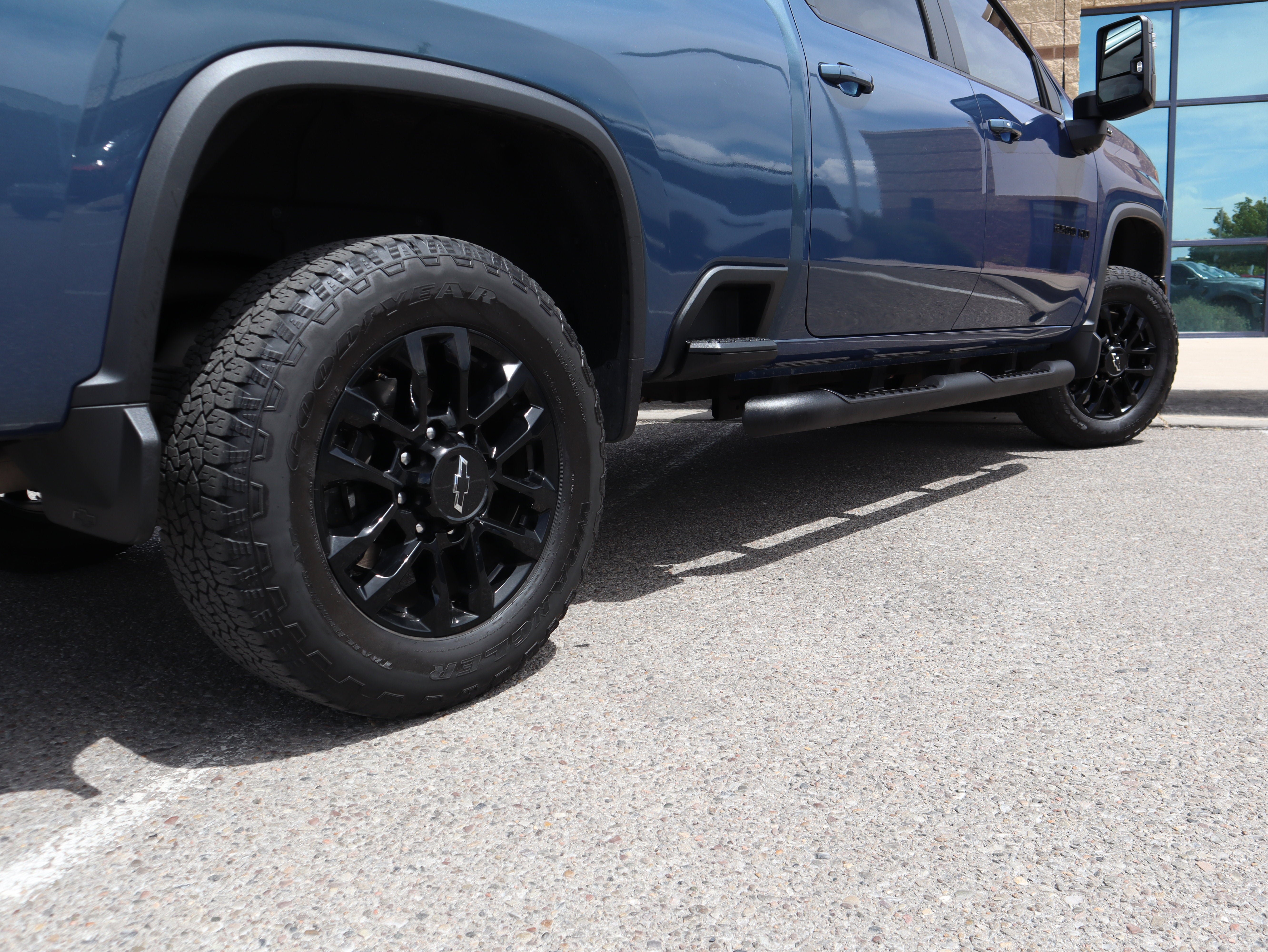 Used 2025 Chevrolet Silverado 2500 LT w/ Trail Boss Package AWD/4WD image 11