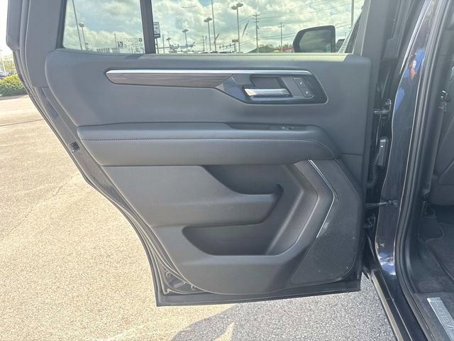 Used 2025 Chevrolet Tahoe Z71 image 14