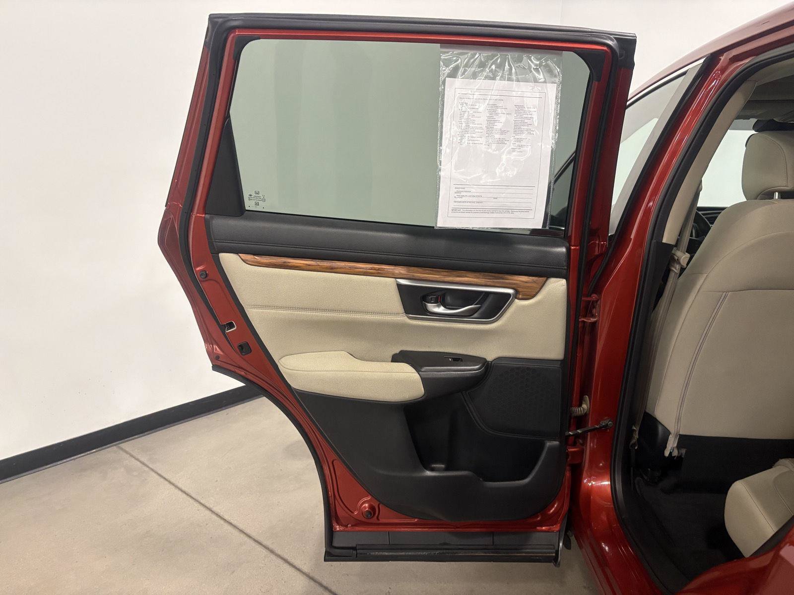 Used 2018 Honda CR-V EX image 32