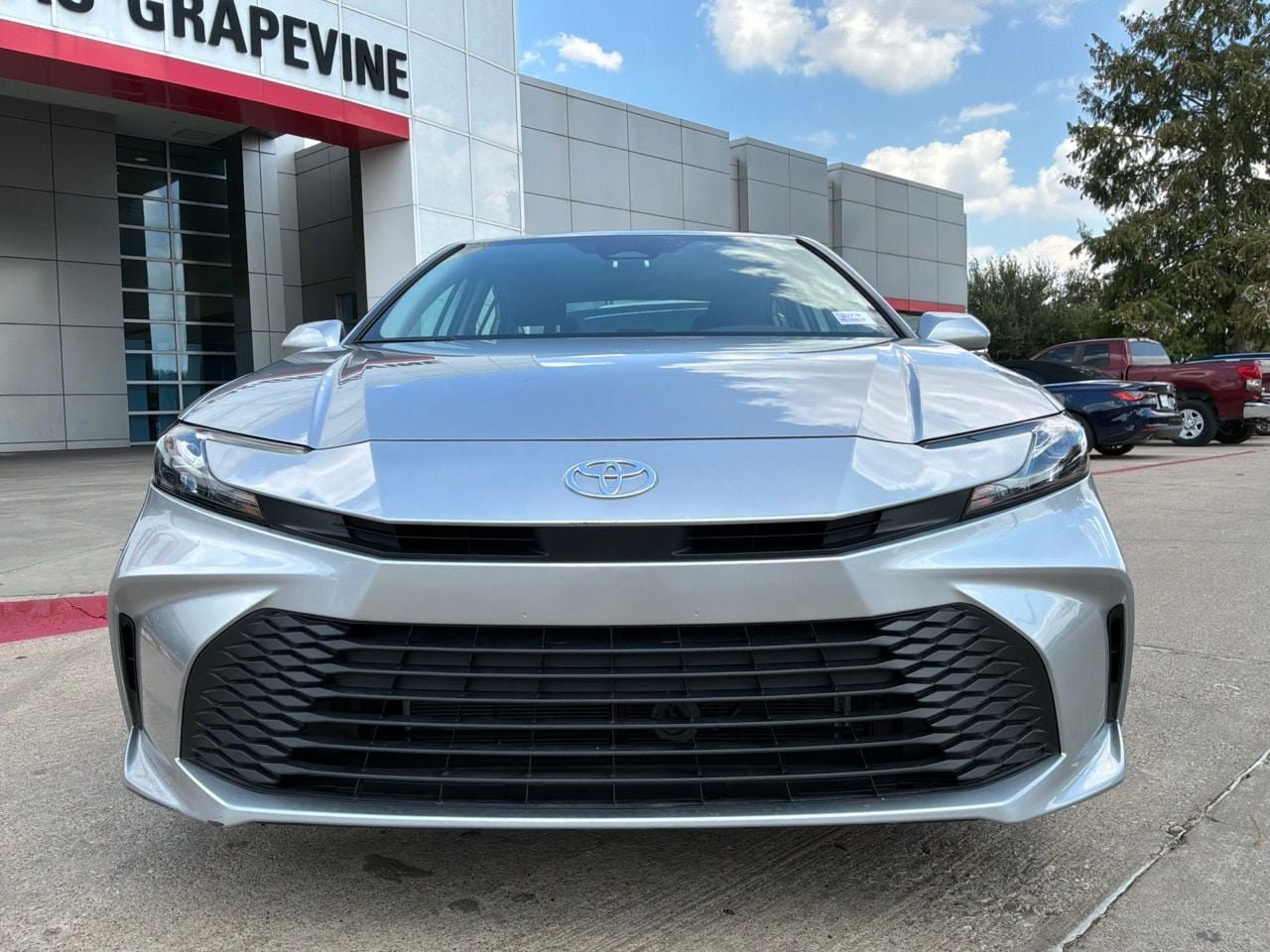 Used 2026 Toyota Camry LE FWD image 3