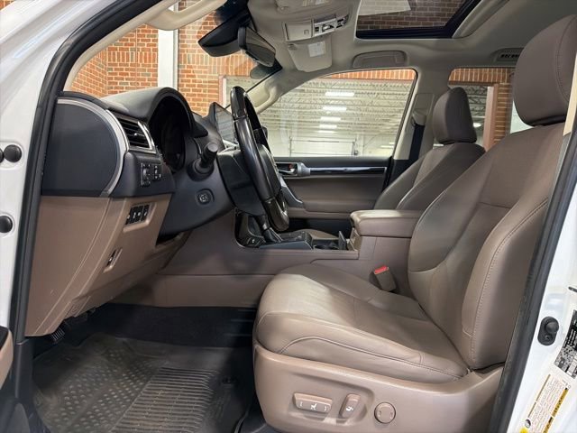 Certified 2023 Lexus GX 460 Premium w/ Premium Package AWD/4WD image 13