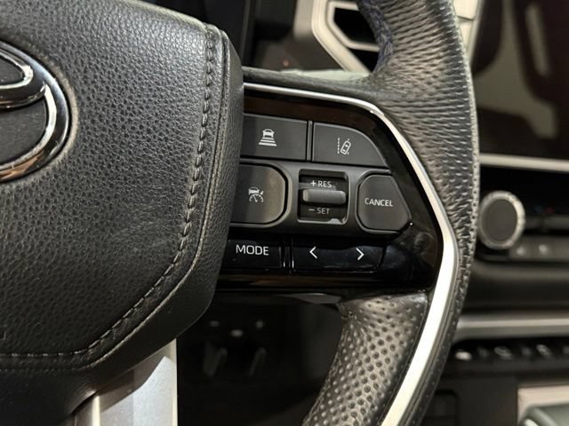 Used 2024 Toyota Tundra Platinum AWD/4WD image 18