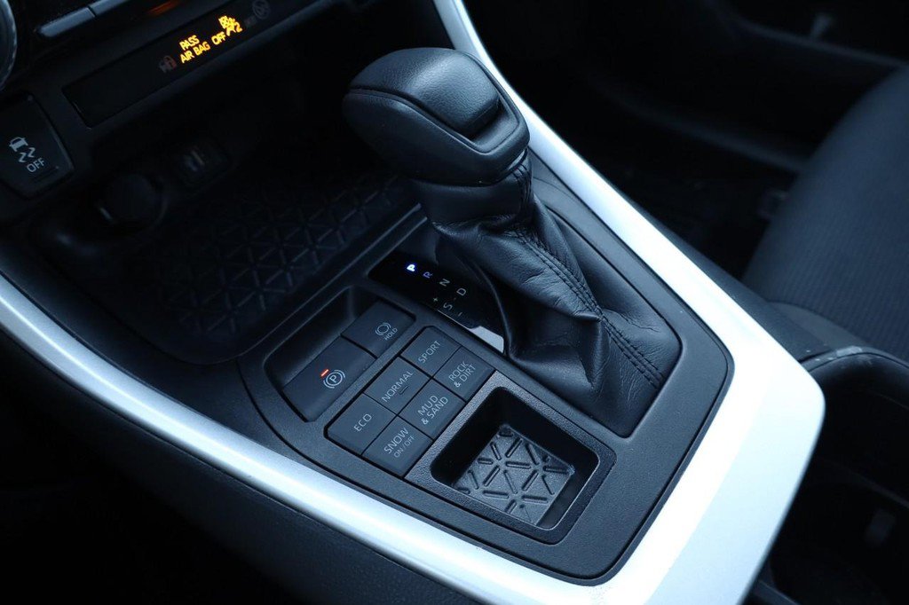 Certified 2024 Toyota RAV4 LE image 16