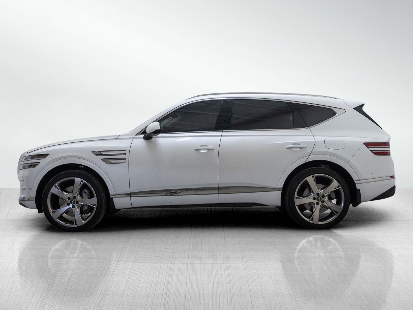 Used 2023 Genesis GV80 3.5T Prestige w/ Prestige Package image 3