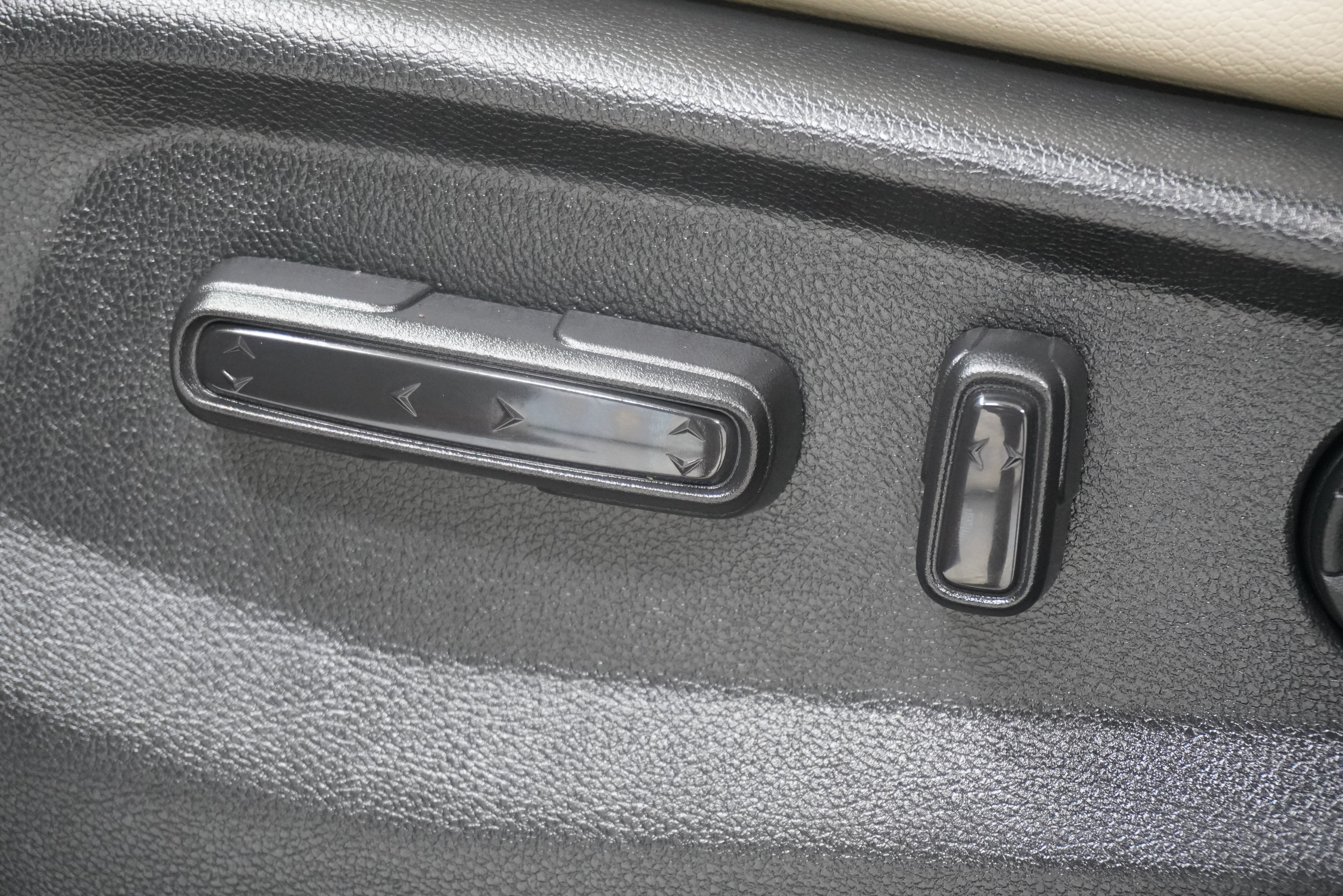 Used 2019 Honda CR-V EX-L image 15