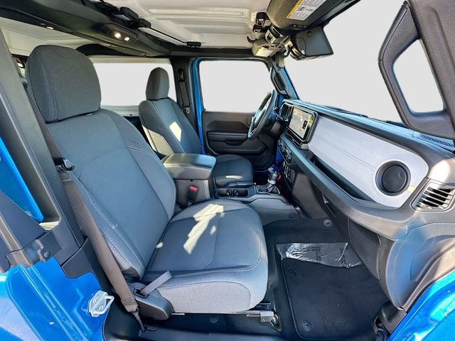 Used 2024 Jeep Wrangler Sport S image 27