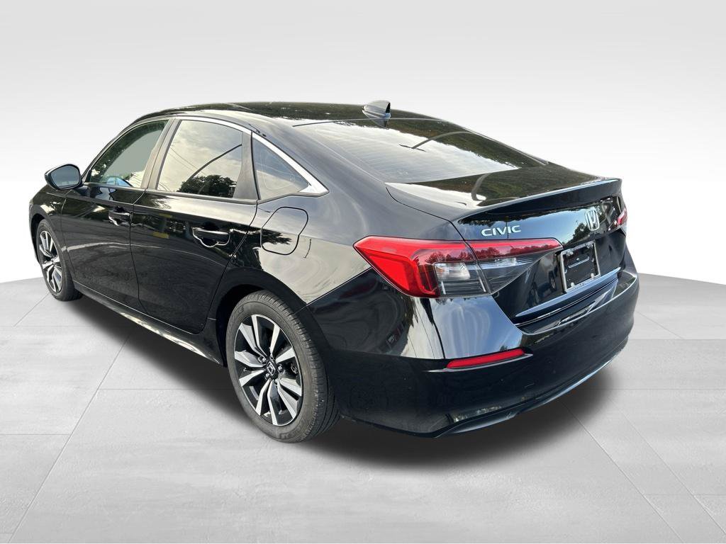 Used 2022 Honda Civic EX image 3
