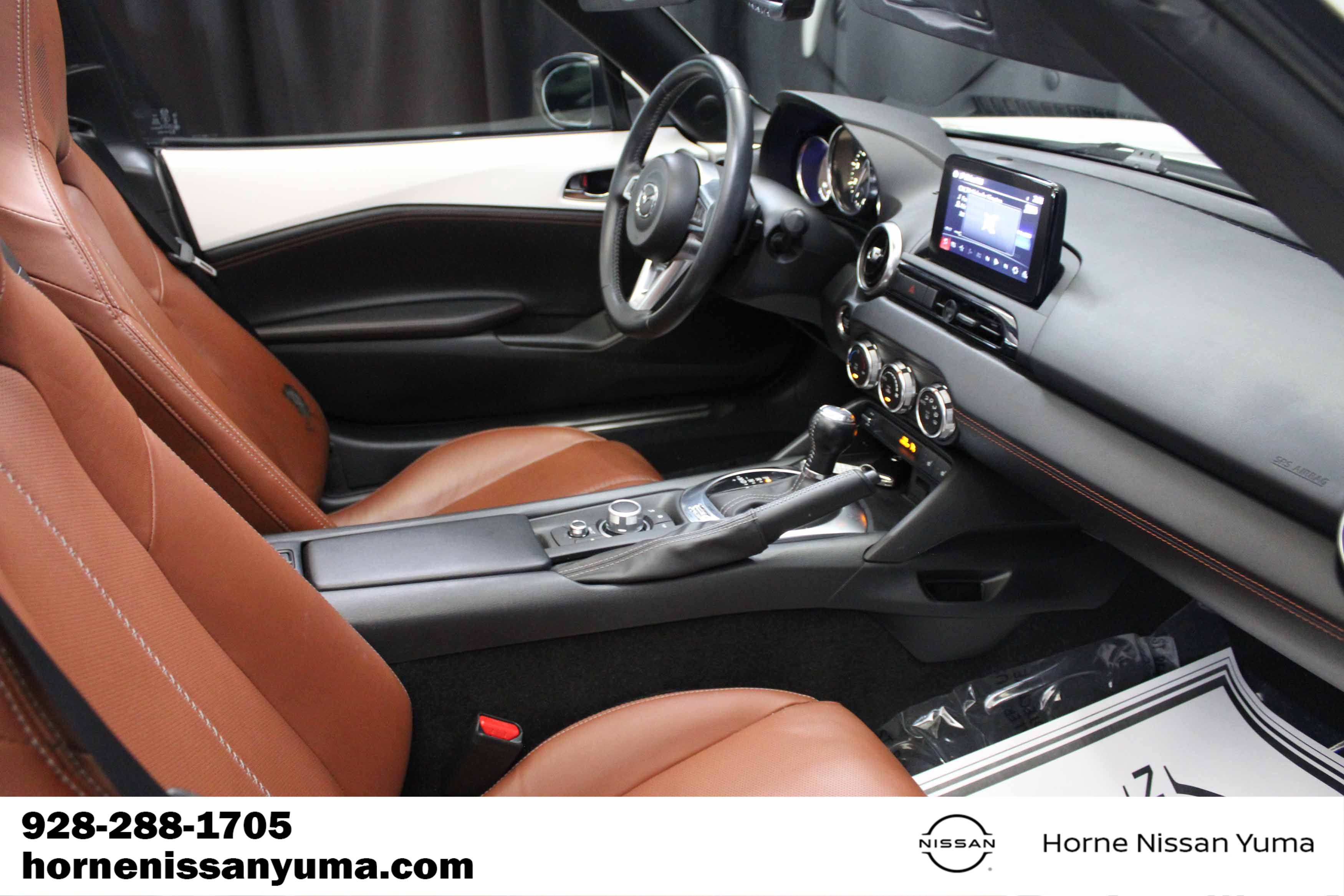Used 2022 MAZDA MX-5 Miata RF Grand Touring RWD image 10