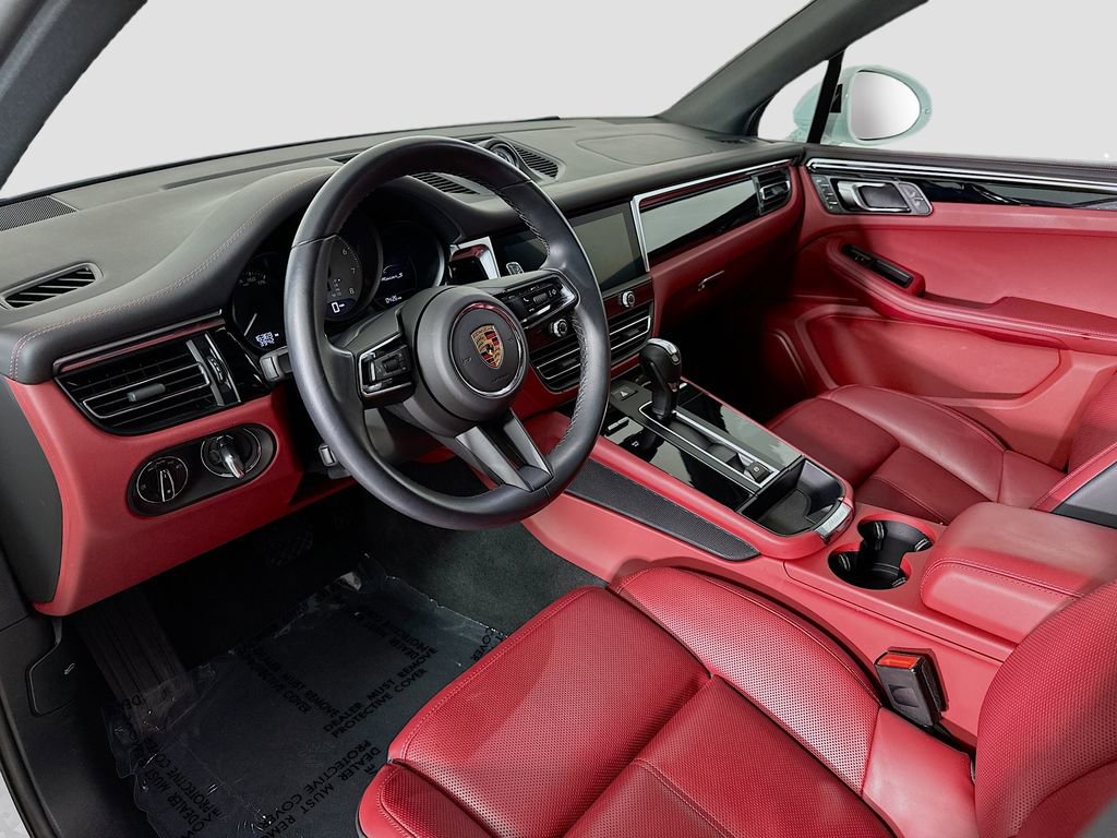 Used 2023 Porsche Macan S image 4