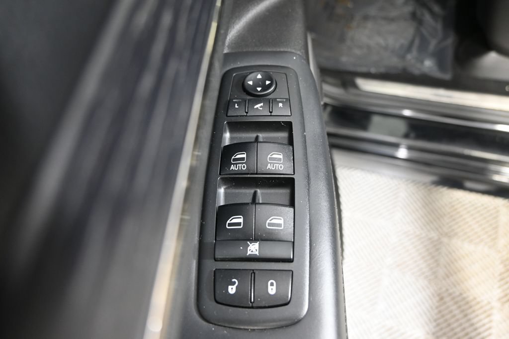 Used 2018 Jeep Grand Cherokee High Altitude AWD/4WD image 19