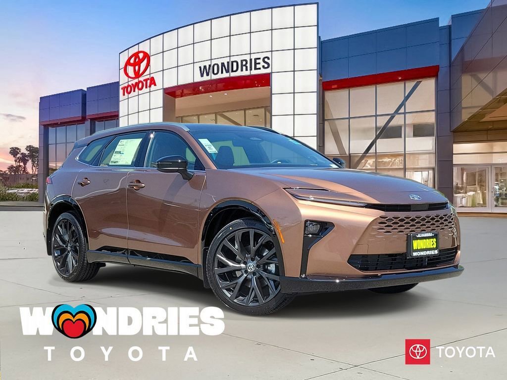 New 2026 Toyota Crown Signia AWD/4WD image 1