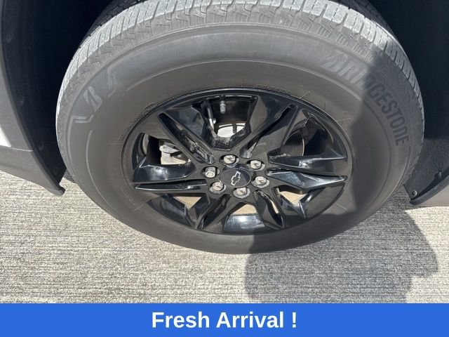 Used 2023 Chevrolet Traverse LT image 18