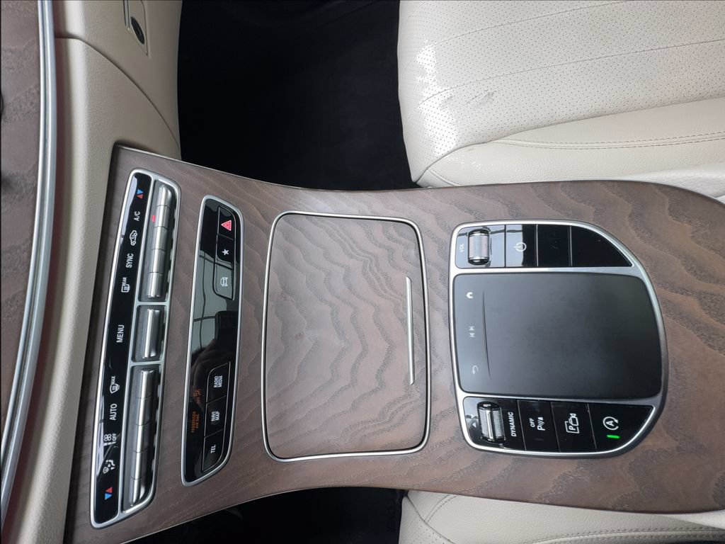 Used 2023 Mercedes-Benz E 350 4MATIC Sedan image 42