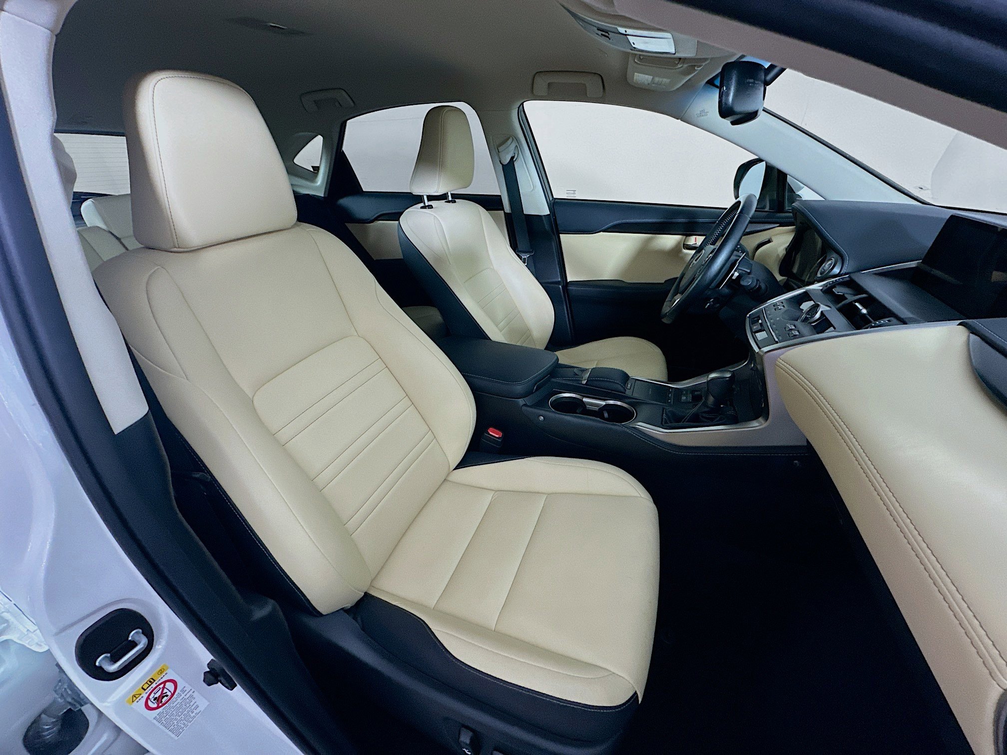 Used 2018 Lexus NX 300 FWD image 30