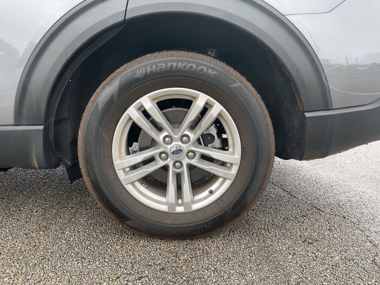 Certified 2022 Ford Explorer XLT w/ Equipment Group 202A image 44