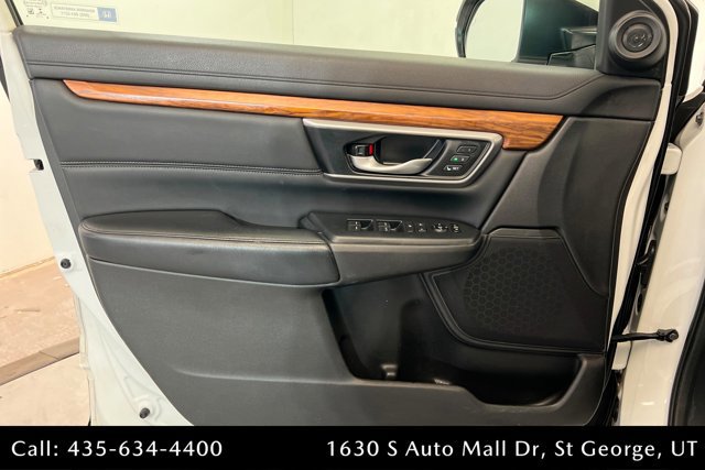 Used 2020 Honda CR-V Touring image 14