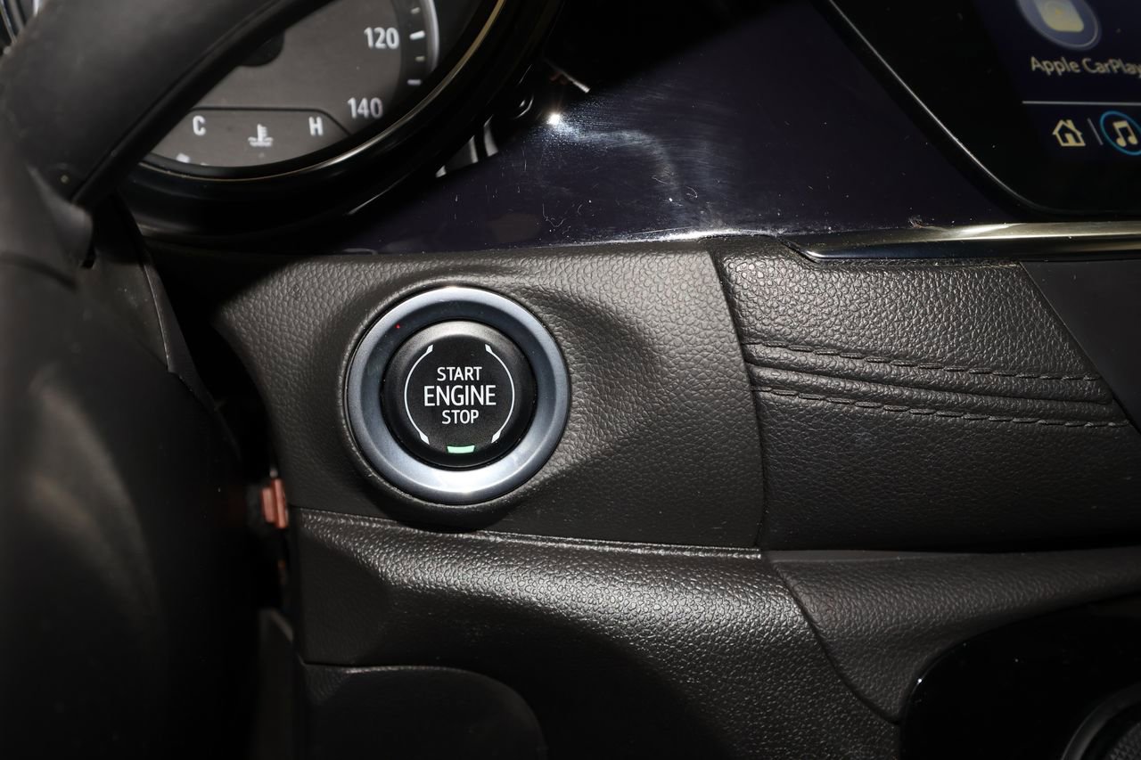 Certified 2023 Buick Encore GX Select w/ Sport Touring Package image 15