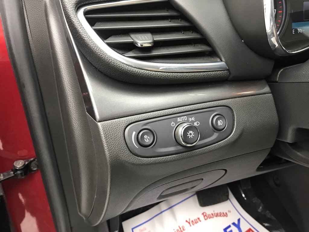 Used 2017 Buick Encore Essence image 10