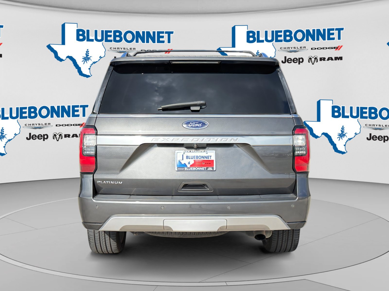 Used 2019 Ford Expedition Platinum RWD image 6