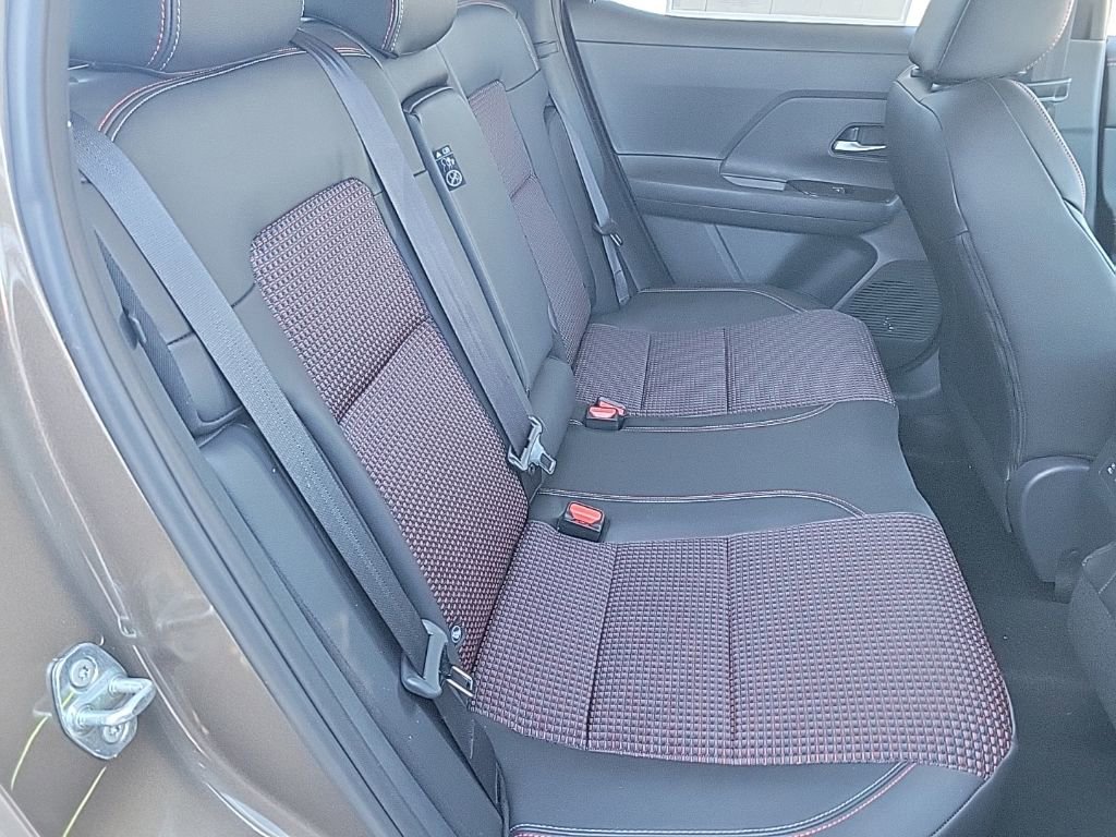 New 2026 Nissan Kicks SR w/ Cold Weather Package image 35