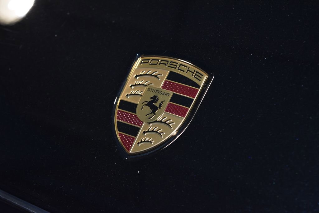 Certified 2025 Porsche Cayenne image 28