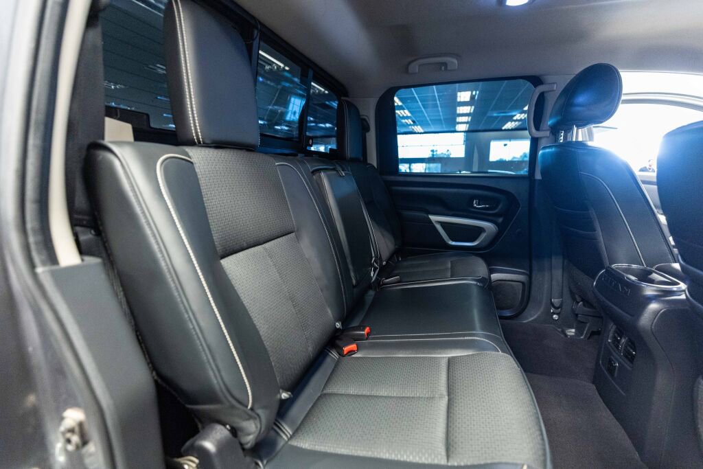 Used 2017 Nissan Titan PRO-4X image 13