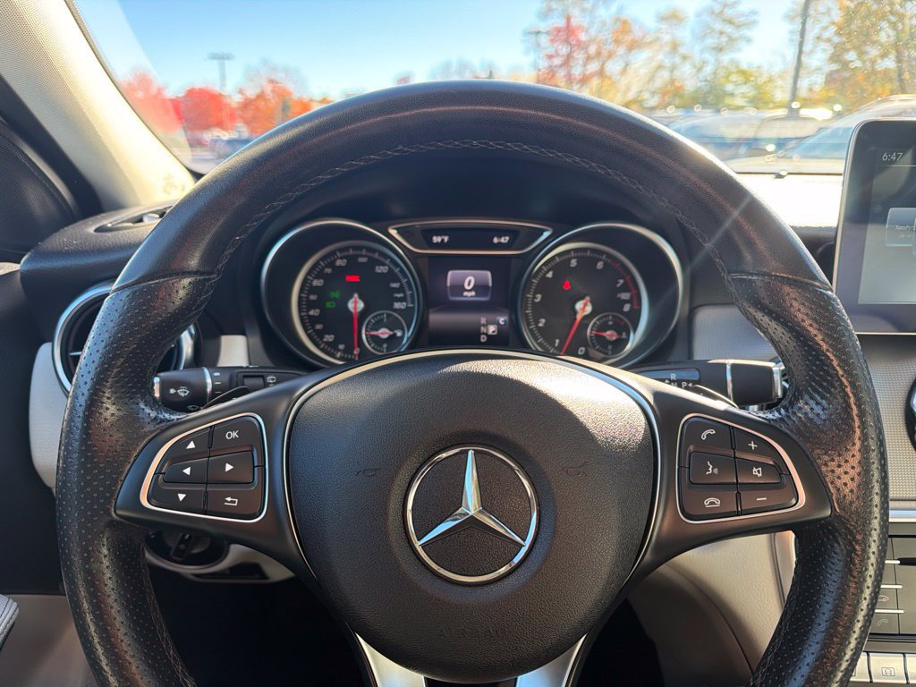 Used 2020 Mercedes-Benz GLA 250 4MATIC image 23