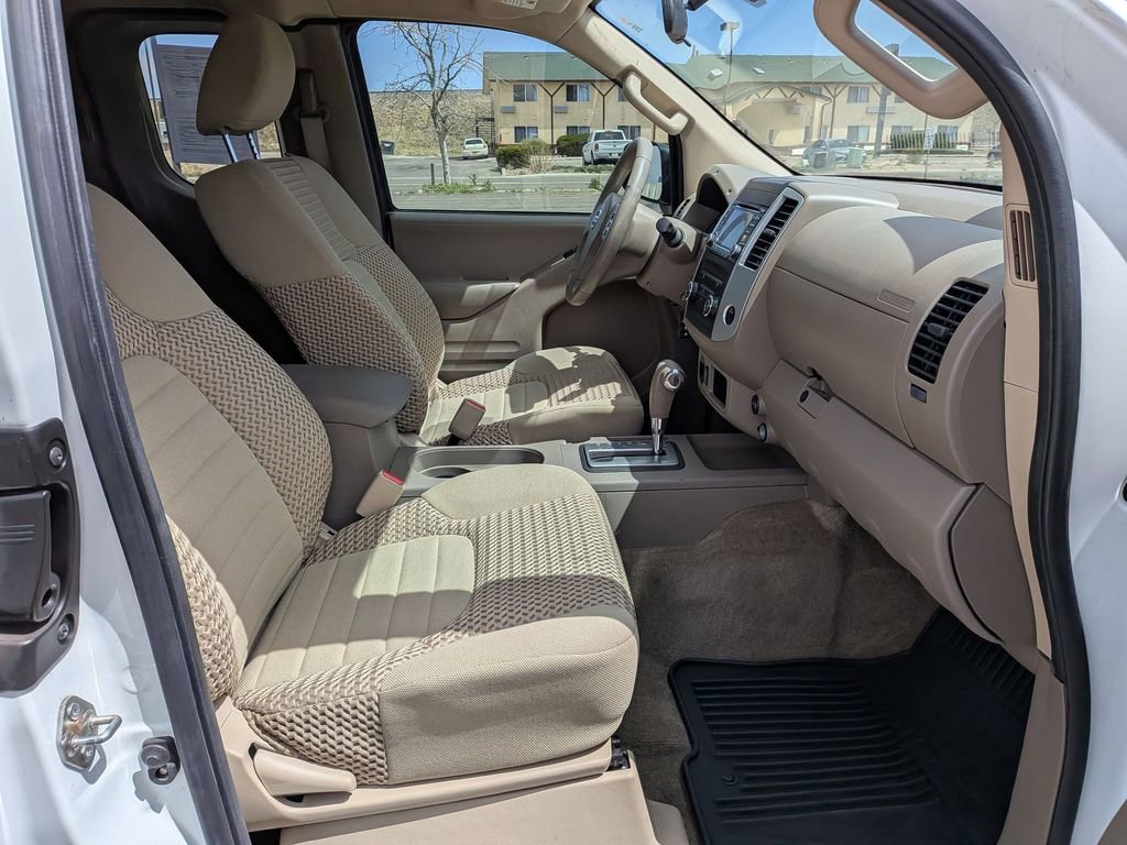 Used 2017 Nissan Frontier SV RWD image 17