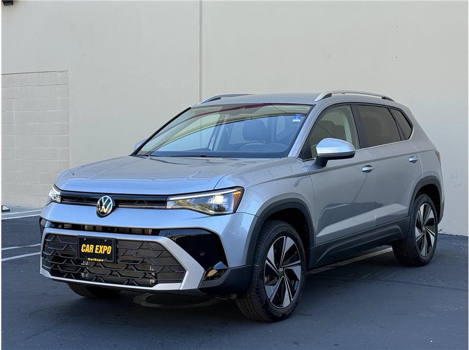 Used 2026 Volkswagen Taos SE AWD/4WD image 25