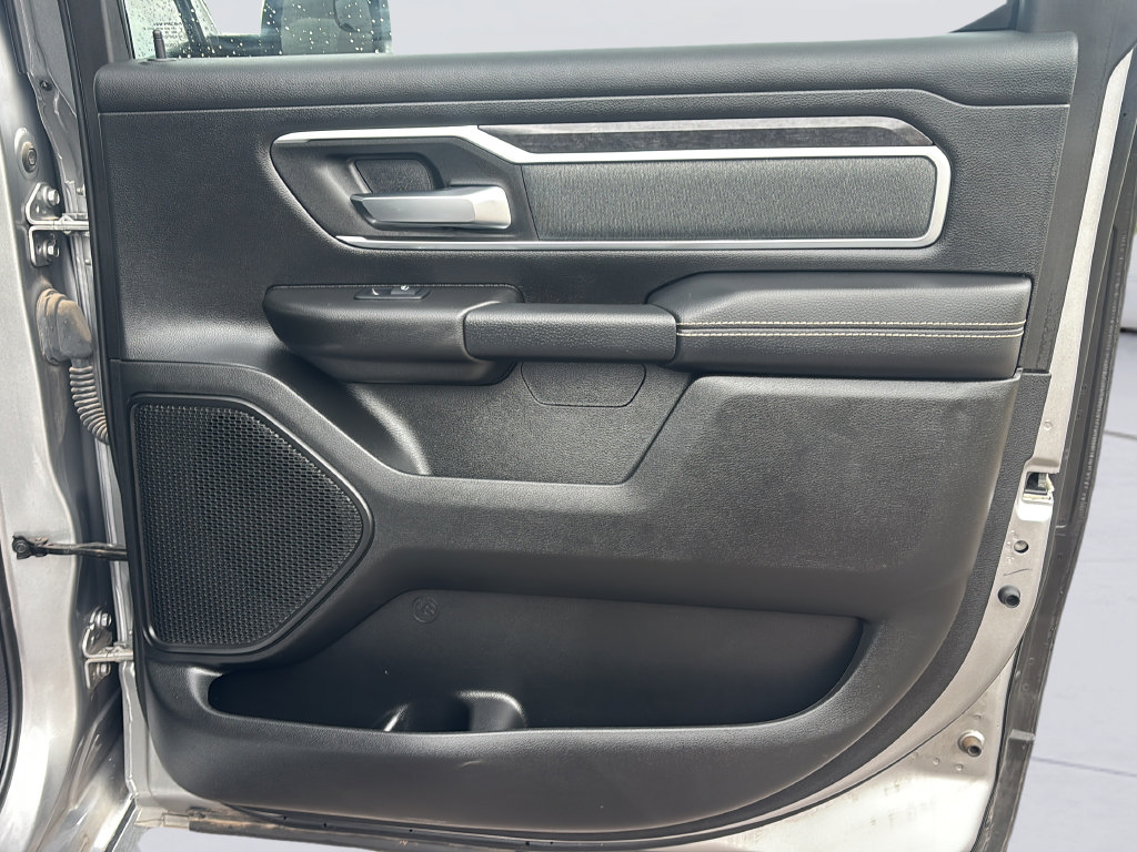 Used 2022 RAM 1500 Big Horn AWD/4WD image 11