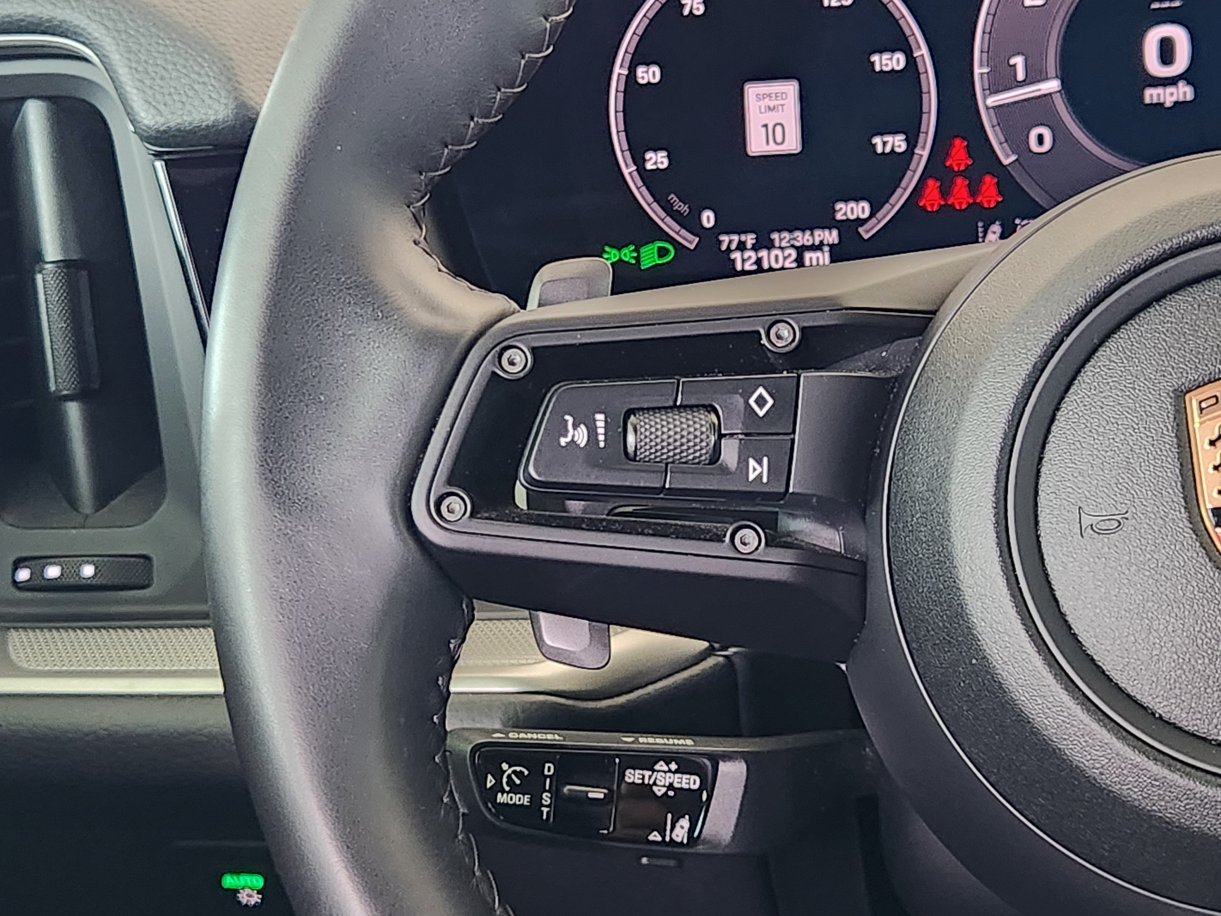 Certified 2025 Porsche Cayenne S AWD/4WD image 30