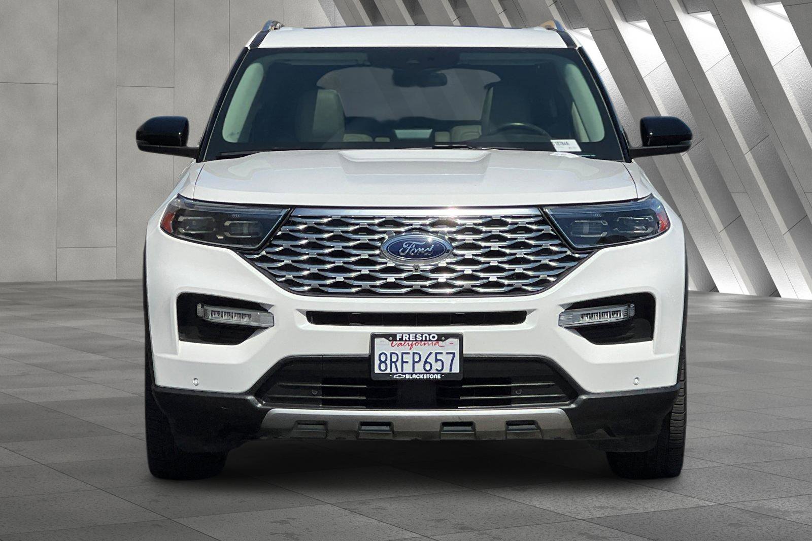 Used 2020 Ford Explorer Platinum w/ Premium Technology Package image 9