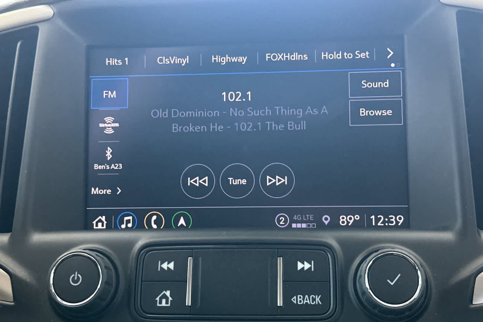 Used 2022 GMC Terrain Denali w/ Denali Premium Package AWD/4WD image 19