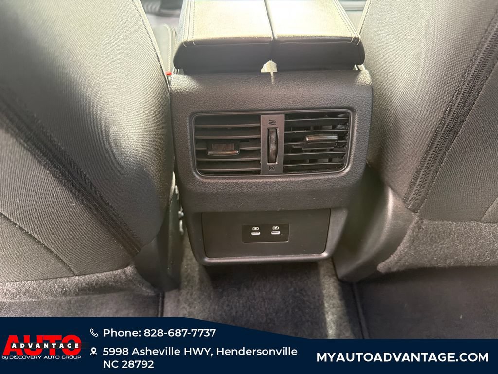 Used 2025 Nissan Rogue SV AWD/4WD image 29