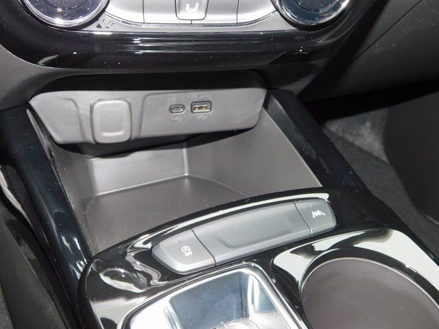 New 2026 Chevrolet Trax LT image 32