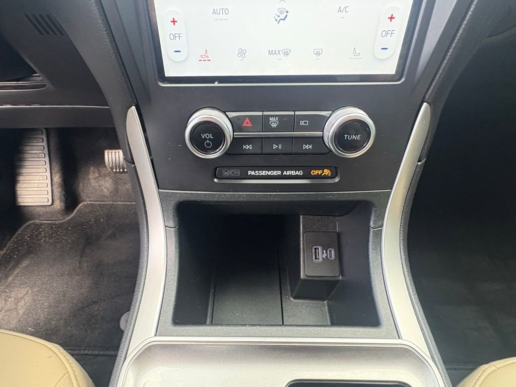 Certified 2024 Ford Edge SEL AWD/4WD image 22
