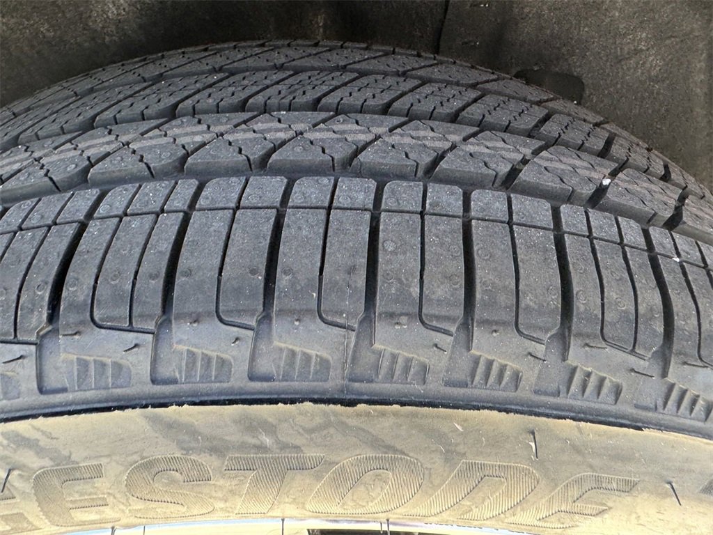 New 2025 Nissan Pathfinder Platinum w/ Black Appearance Package image 38