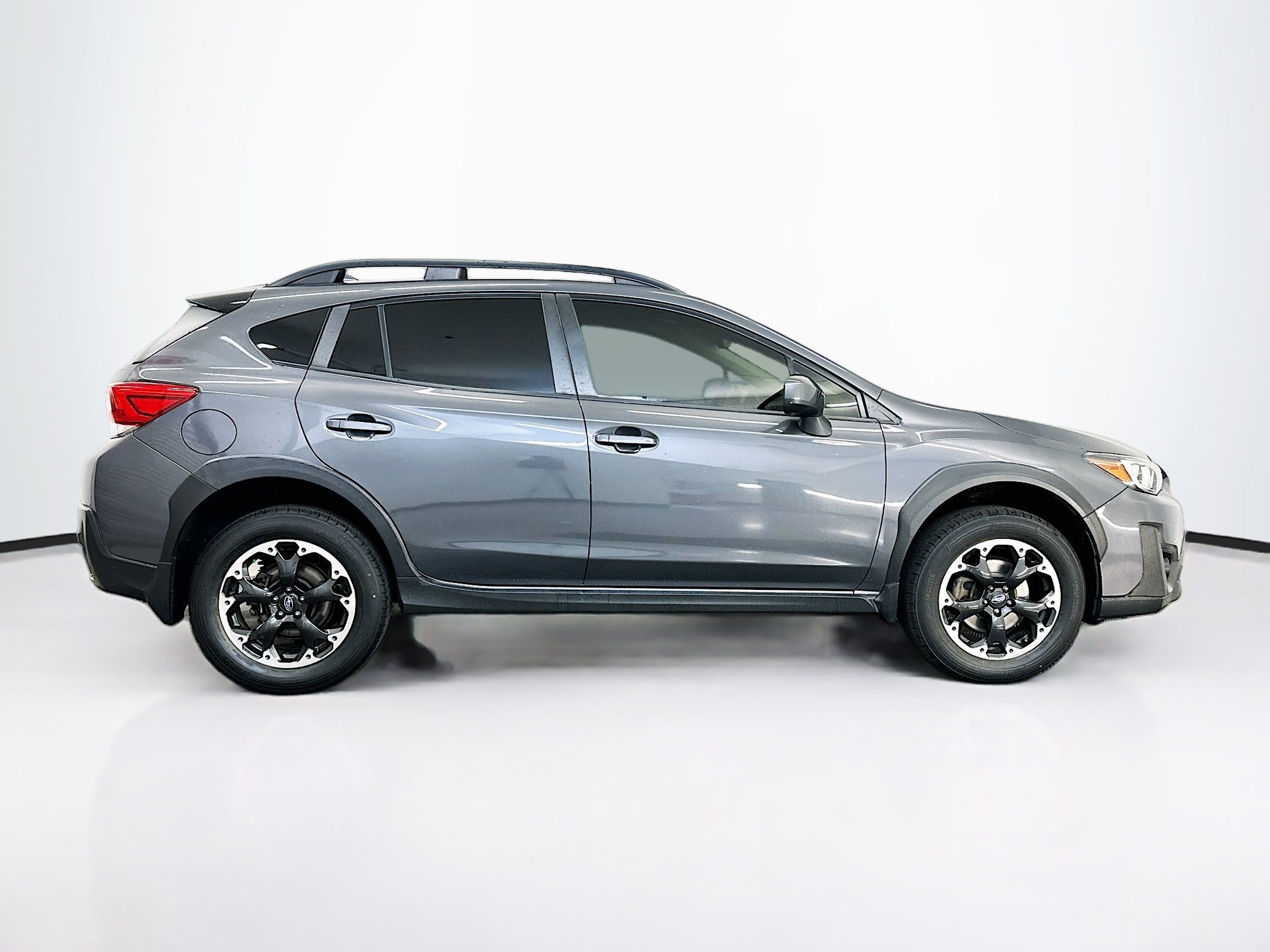 Used 2021 Subaru Crosstrek 2.0i Premium w/ Moonroof Package AWD/4WD image 10
